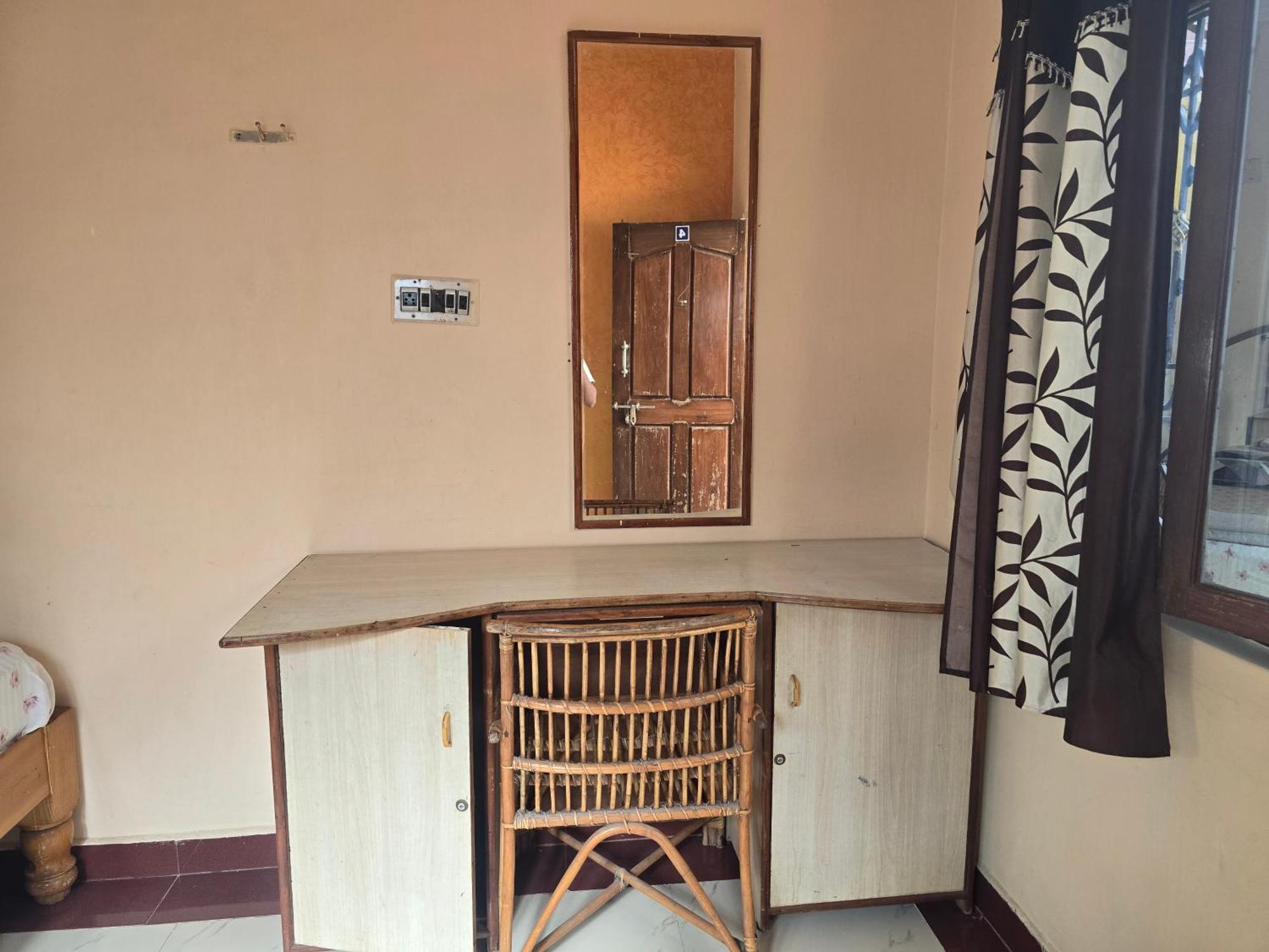 Lakshmi Heritage Tourist Home Hampi Exterior foto